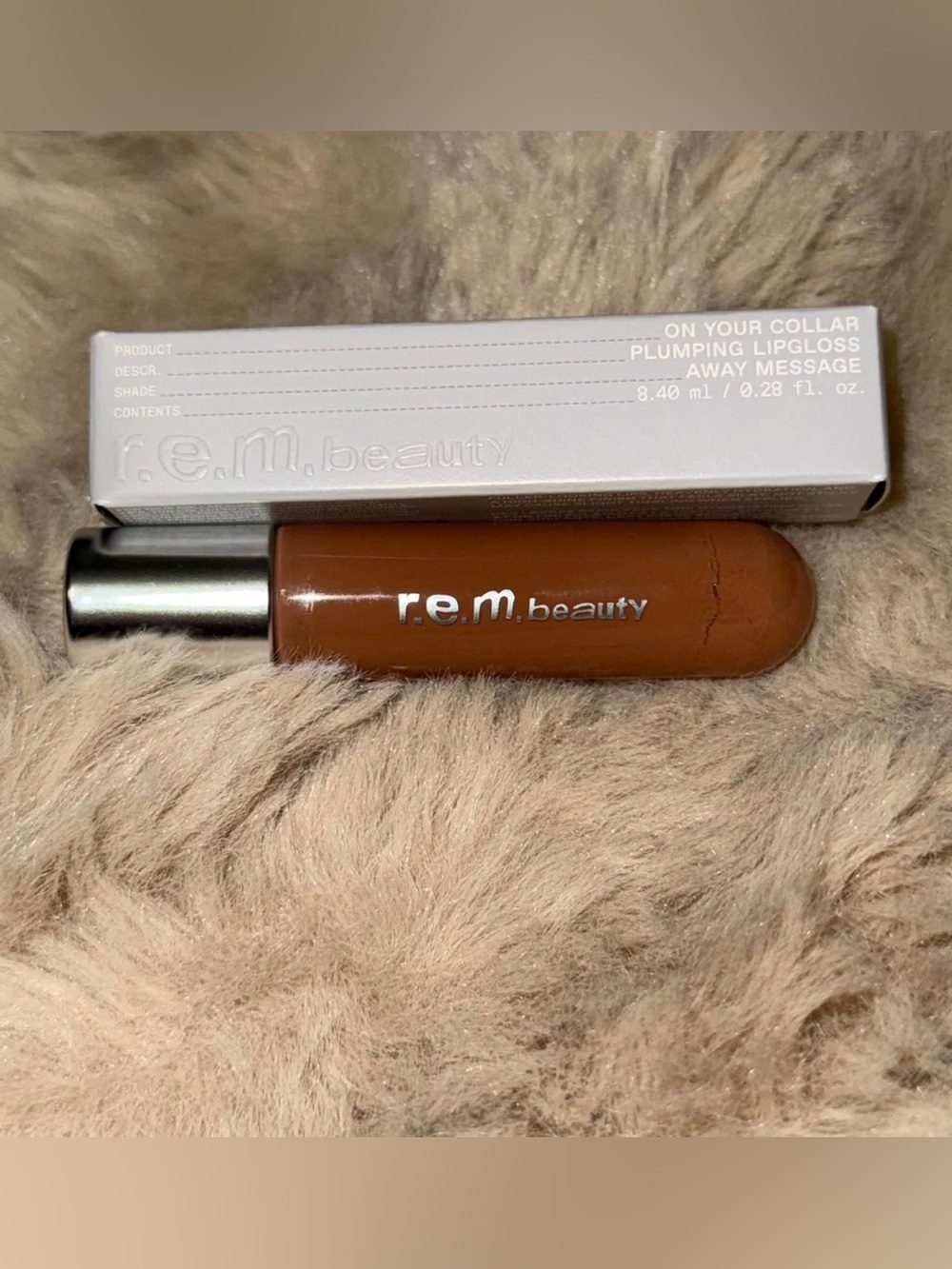r.e.m. beauty On Your Collar Plumping Lip Gloss – Away Message